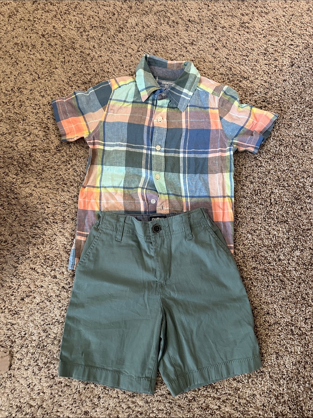 Kids Plaid Short-Sleeve Button-Up Shirt, matching shorts, size 6